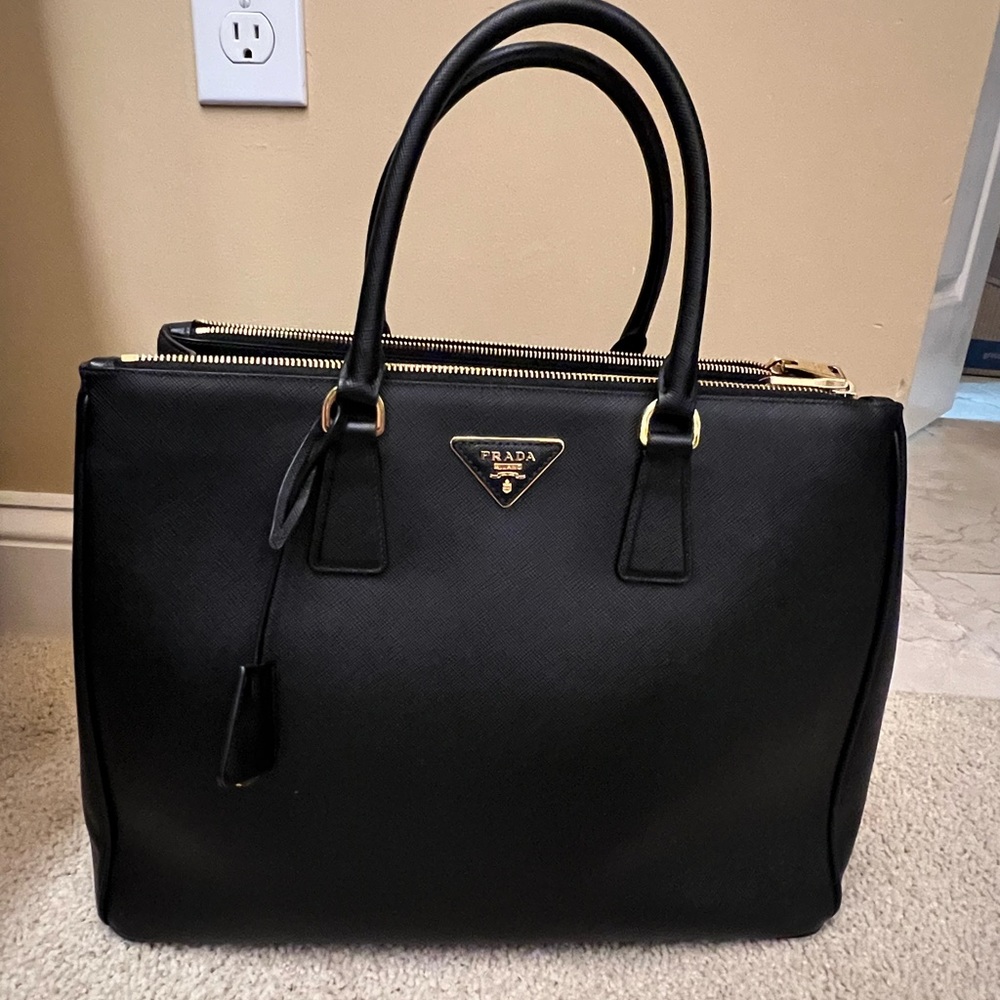 Prada Large Galleria Saffiano Black Leather Bag Tote